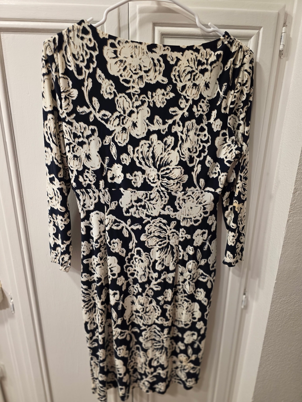 Lauren Ralph Lauren Women's Black & Cream Floral Ruched Jersey Dress ~ Size 6 - Picture 5 of 9